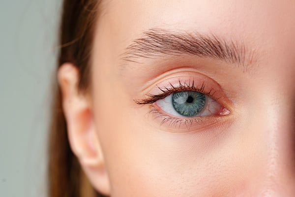 specialistes chirurgien ophtalmologue chirurgie refractive oeil ophtalea vision pays basque