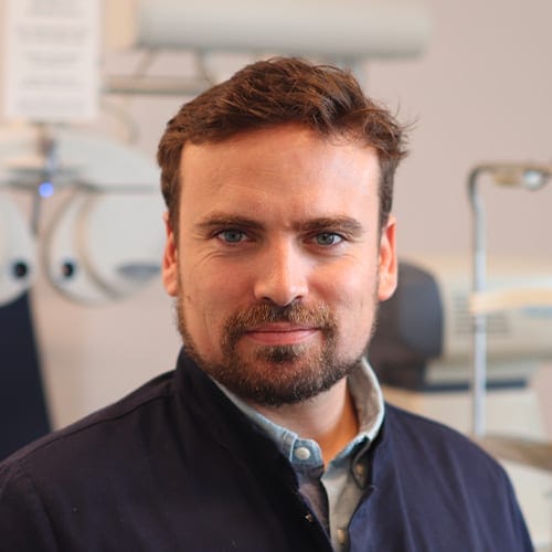 dr germain barreau chirurgien ophtalmologue specialistes chirurgie refractive oeil ophtalea vision pays basque