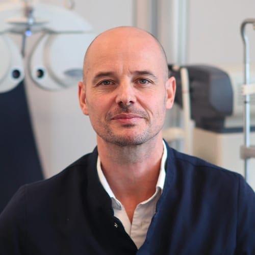 dr olivier buil chirurgien ophtalmologue specialistes chirurgie refractive oeil ophtalea vision pays basque