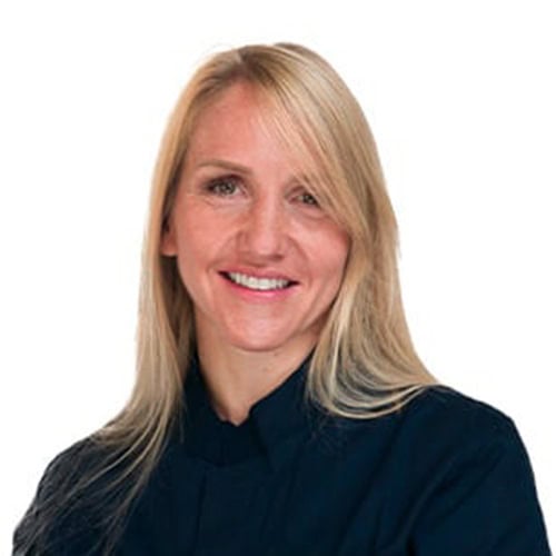 dr delphine acis chirurgien ophtalmologue specialistes chirurgie refractive oeil ophtalea vision pays basque