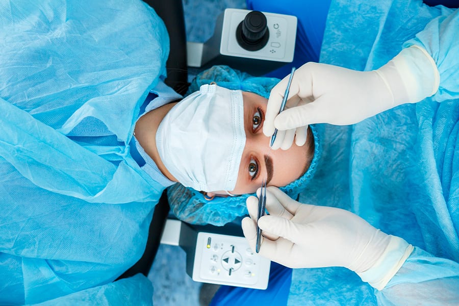 operation laser yeux smile ou lasik chirurgie refractive chirurgien ophtalmologue specialistes chirurgie refractive oeil ophtalea vision pays basque